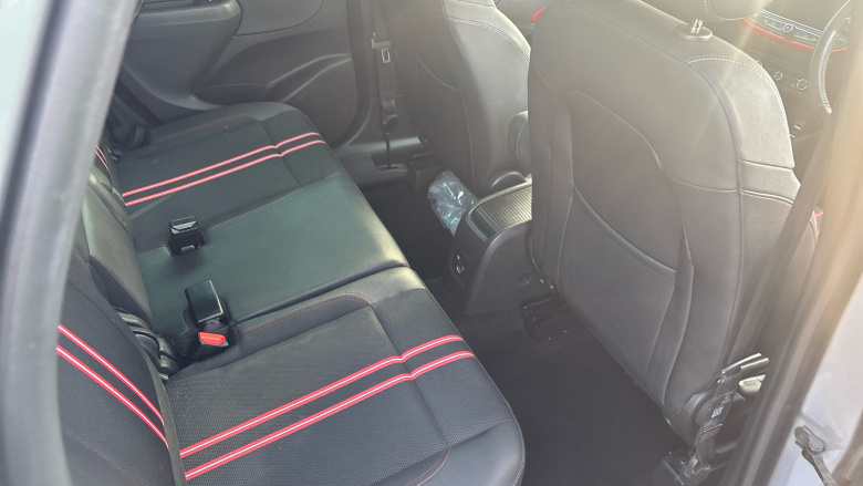 Vauxhall Crossland 1.2 Turbo [130] SRi Nav 5dr Petrol Hatchback